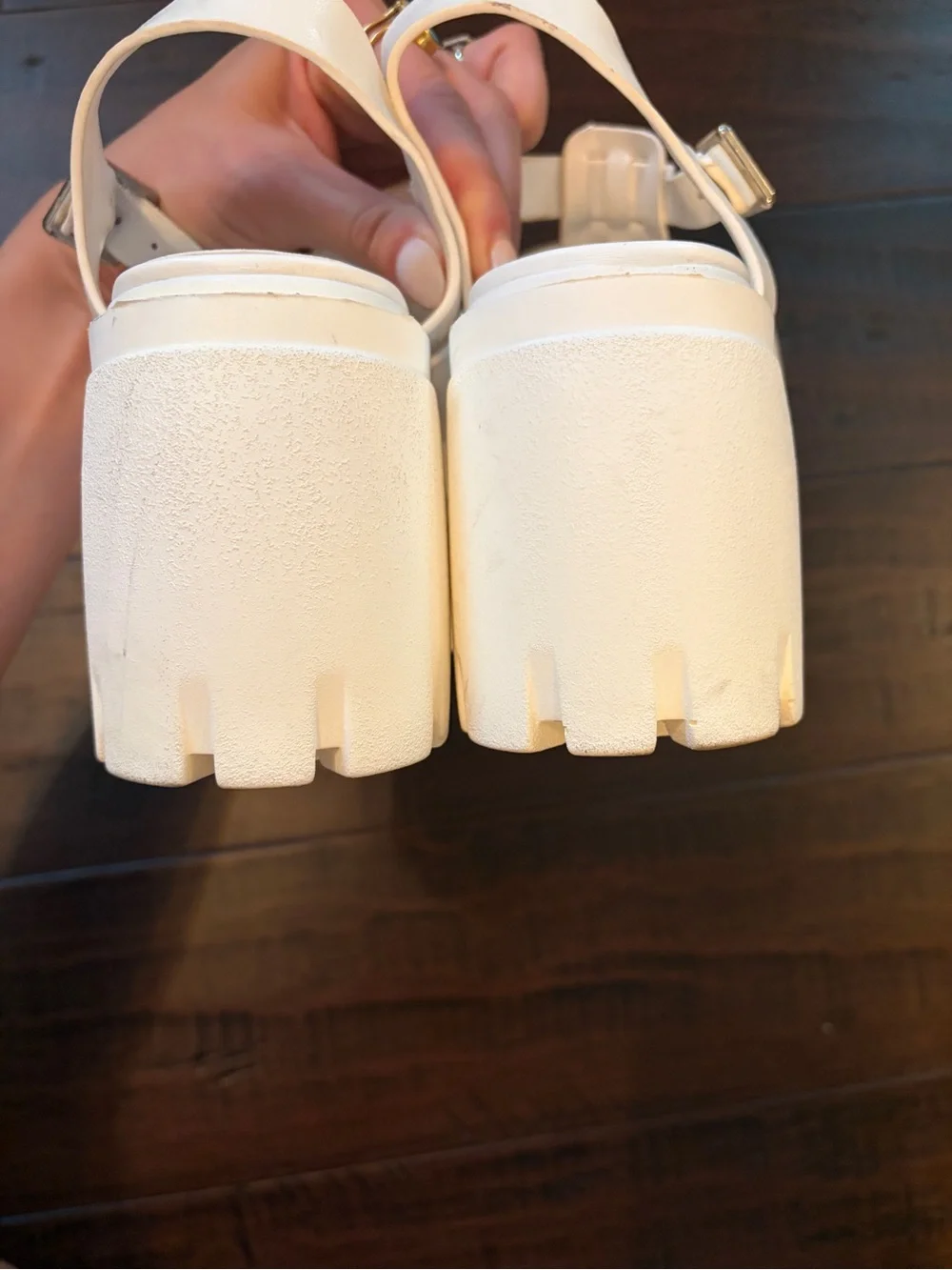 Madden Girl Platform Lug Sandal off white Buckle Strap 90s Y2K chunky block heel